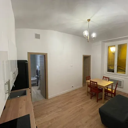 Charming In Vieux Appartement